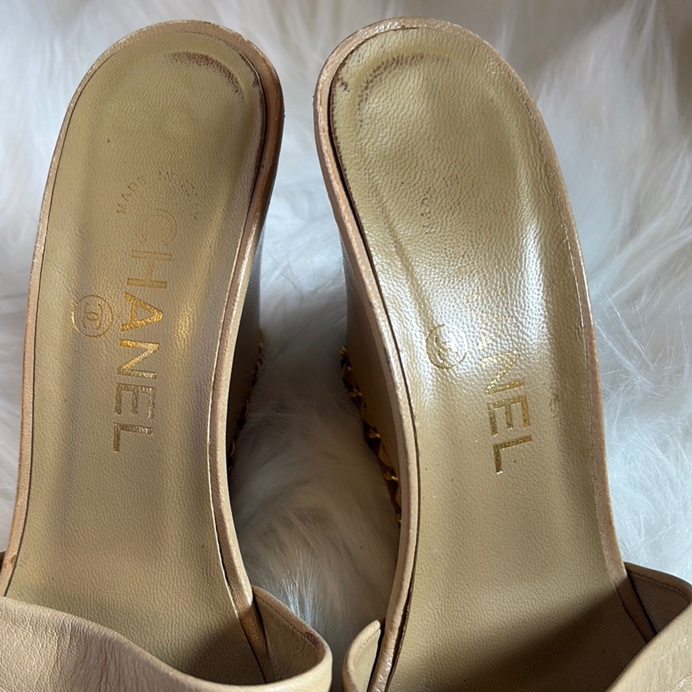 Chanel Chic Beige Wedge Sandals size 36 C - Picture 2 of 10